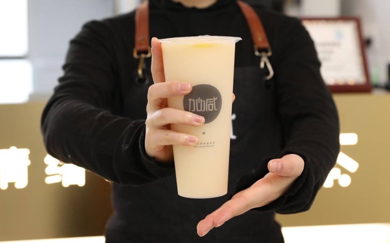 304am永利茶饮：为何奶茶行业都热衷于开校园店